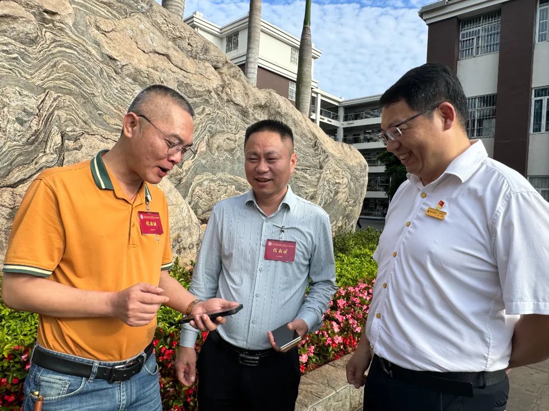 家校共育  幸福同行|海口山高中學(xué)舉行新一屆家委會(huì)成立儀式-圖片2