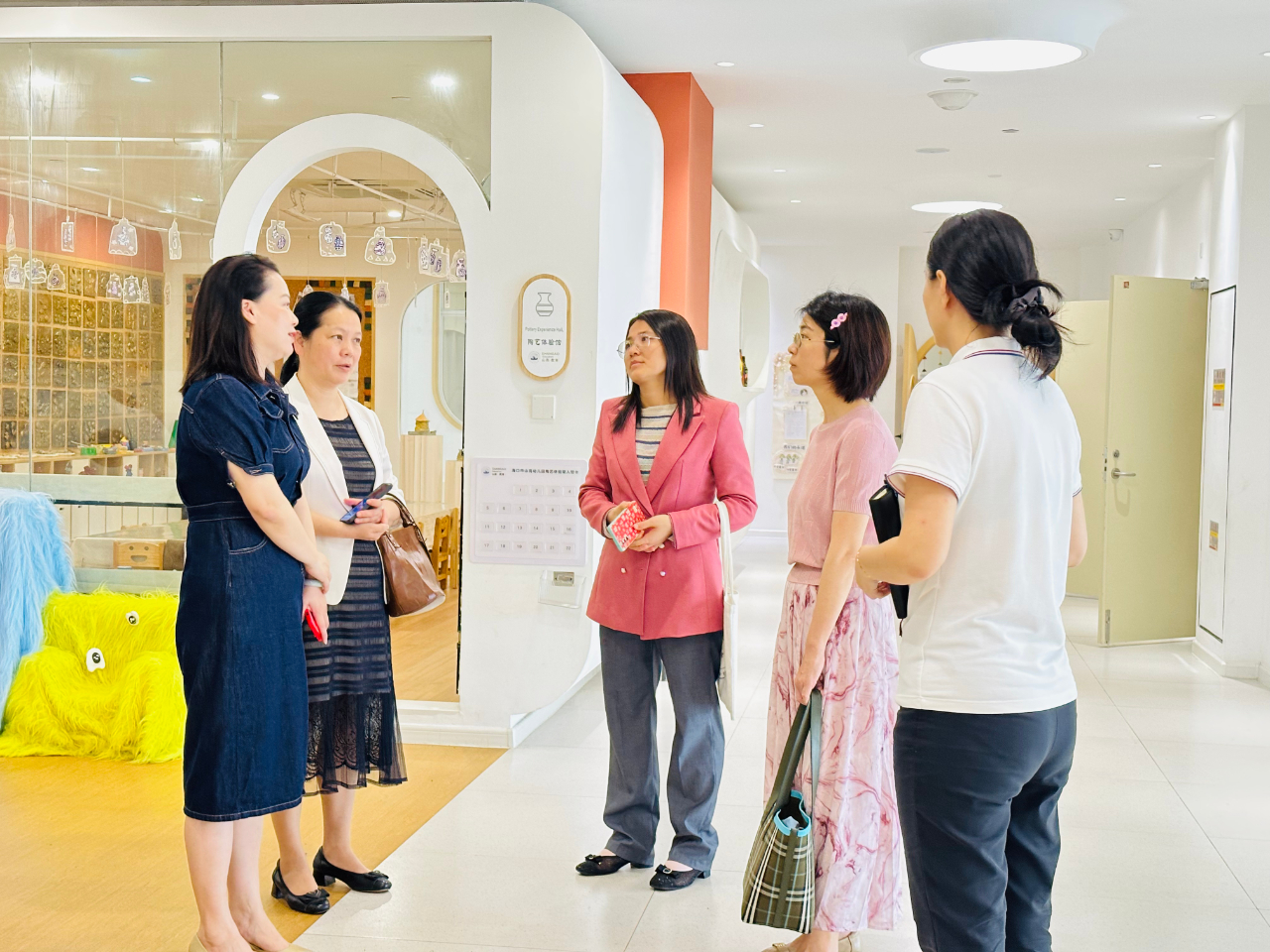 【山高·院校合作】——海南師范大學(xué)教育學(xué)院開展學(xué)前教育專業(yè)實習(xí)就業(yè)走訪調(diào)研活動-圖片8