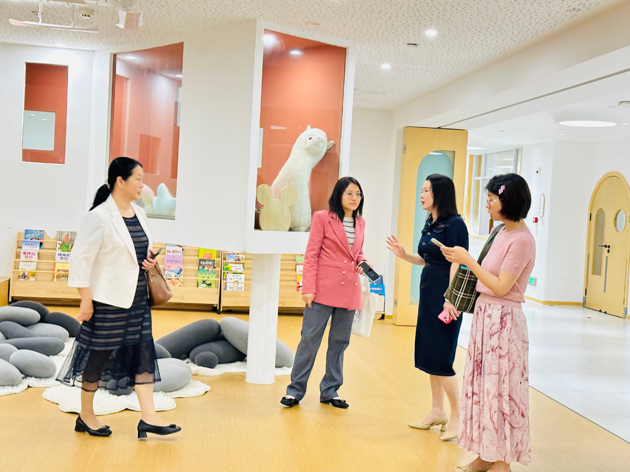 【山高·院校合作】——海南師范大學(xué)教育學(xué)院開展學(xué)前教育專業(yè)實習(xí)就業(yè)走訪調(diào)研活動-圖片9