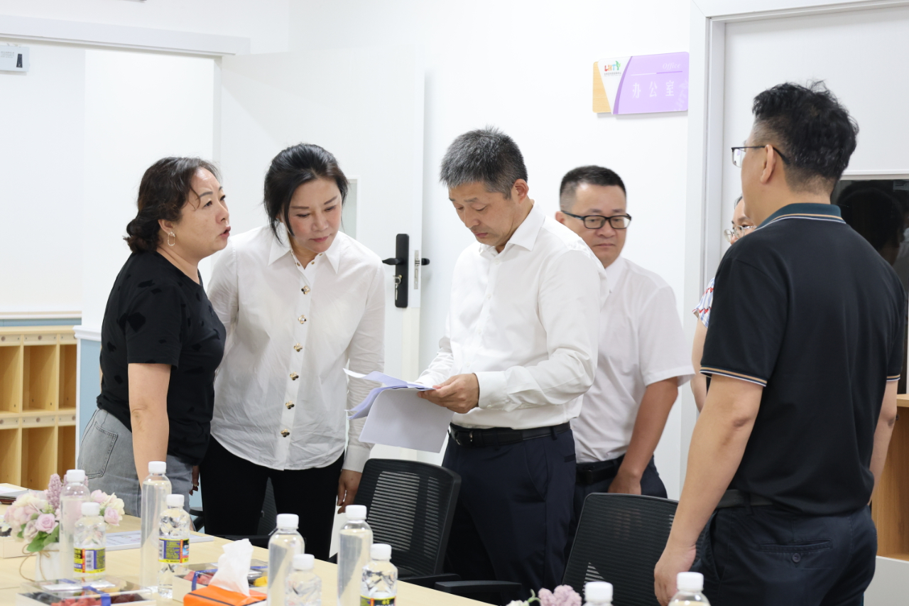 共筑托育夢 助力向前行——省人大常委會領導蒞臨龍華區(qū)托育指導中心開展調研工作-圖片8