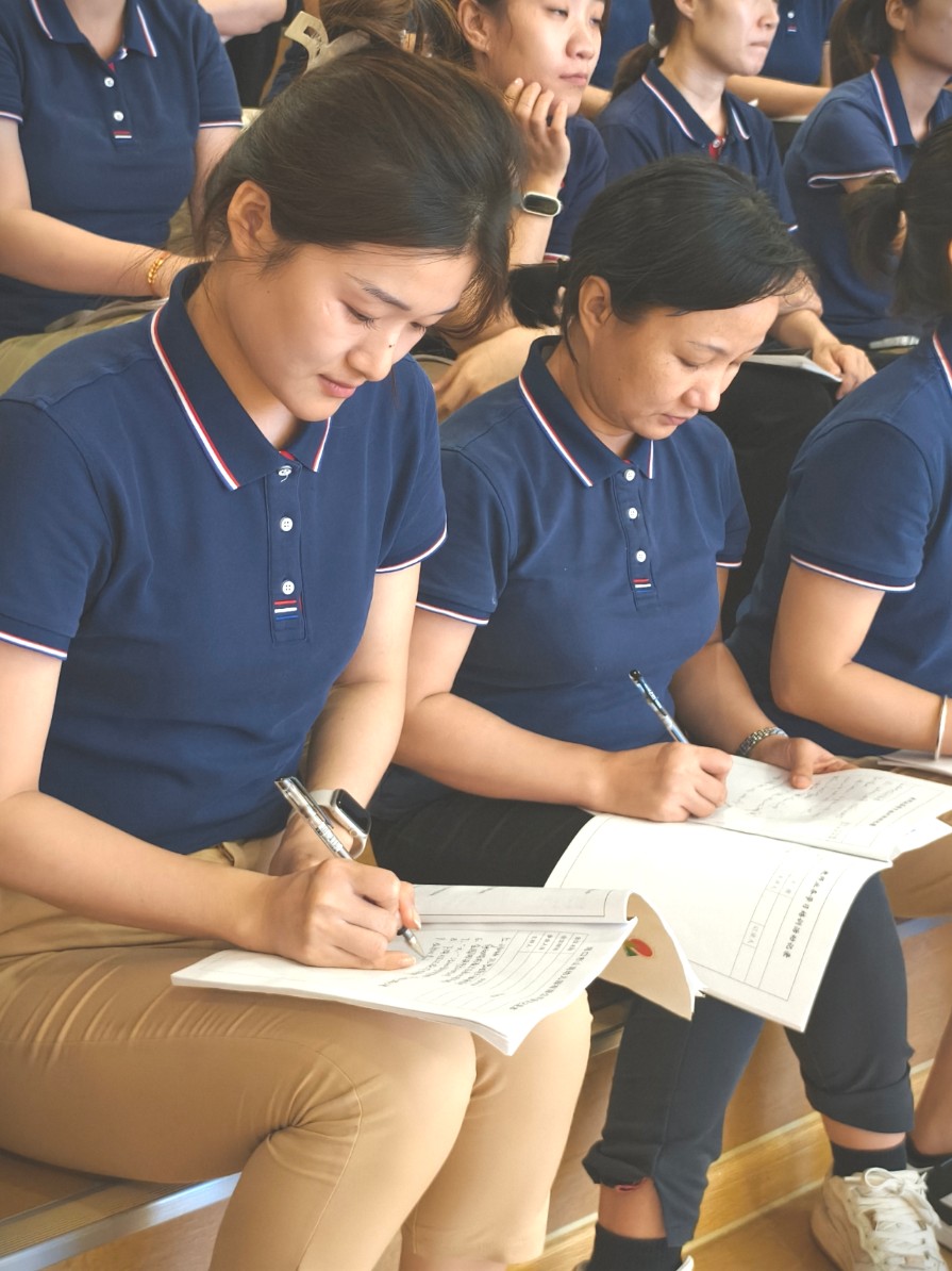 學(xué)前有法 善育有規(guī)——?？谑猩礁哂變簣@2025年學(xué)前教育宣傳月啟動(dòng)儀式暨《學(xué)前教育法》專(zhuān)題學(xué)習(xí)活動(dòng)-圖片19