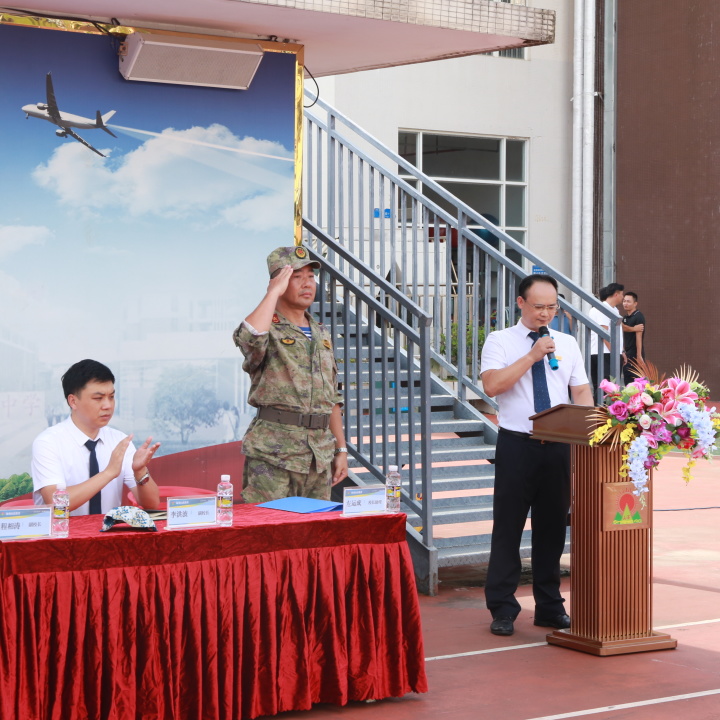 燃情開營！?？谏礁咧袑W2025級高一新生開啟軍訓成長之旅-圖片2