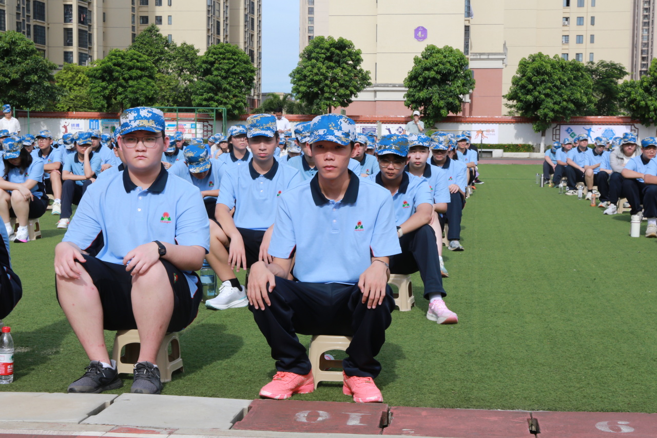 燃情開營！?？谏礁咧袑W2025級高一新生開啟軍訓成長之旅-圖片3