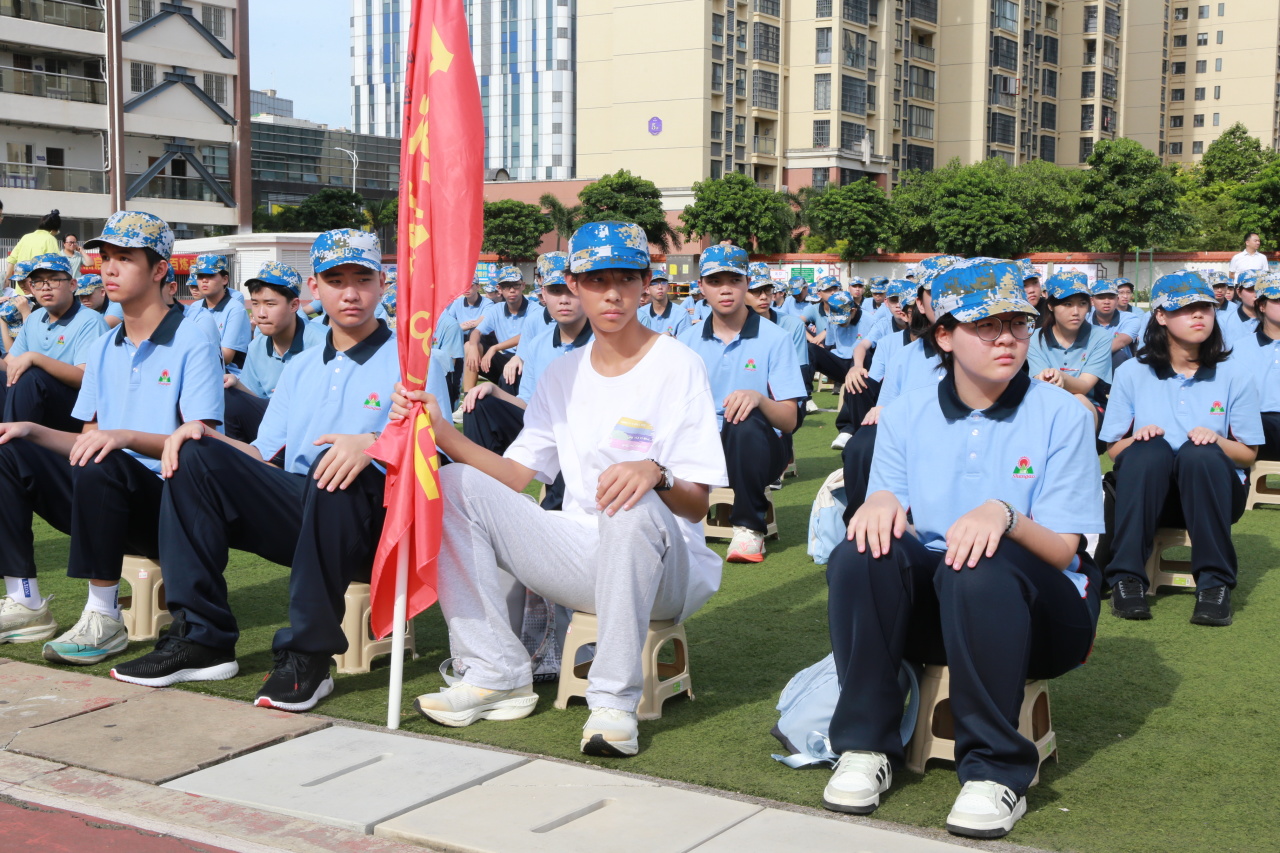 燃情開營！海口山高中學2025級高一新生開啟軍訓成長之旅-圖片3