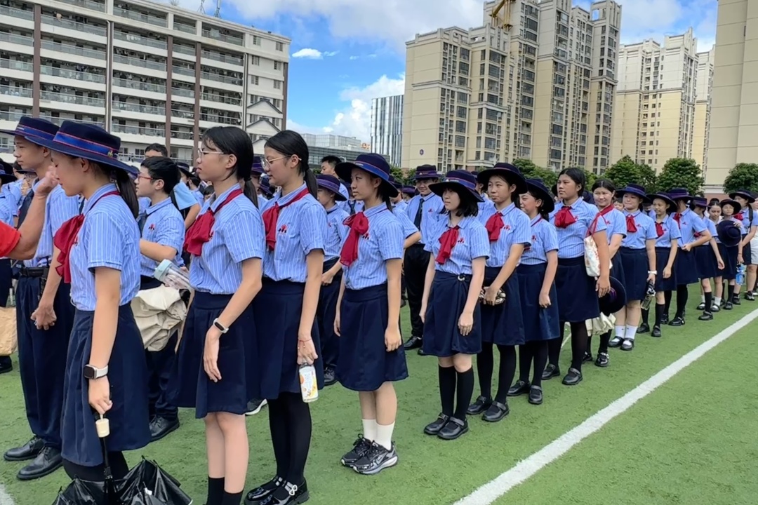 銘記歷史傷痛，傳承愛國(guó)薪火！我校組織七年級(jí)學(xué)子觀看愛國(guó)主義電影《731》-圖片1