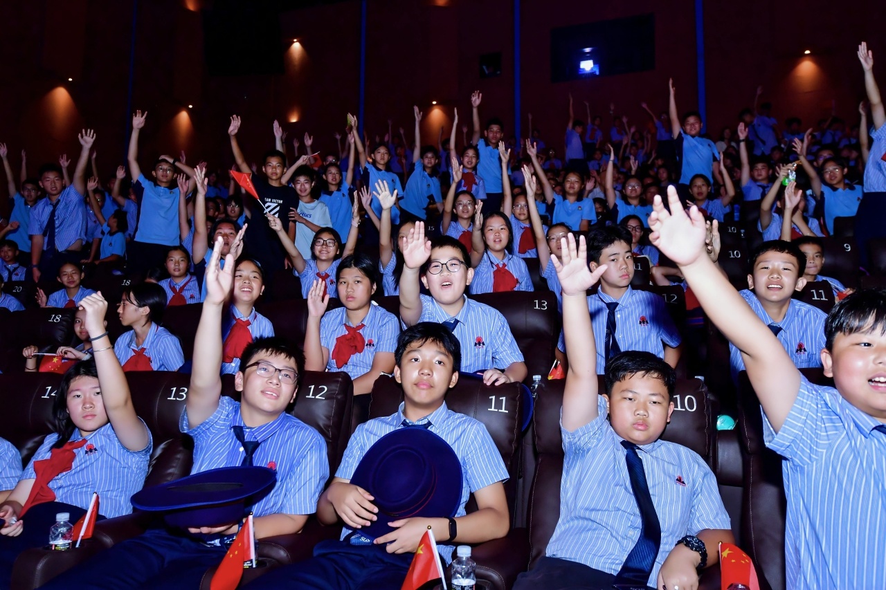 銘記歷史傷痛，傳承愛國(guó)薪火！我校組織七年級(jí)學(xué)子觀看愛國(guó)主義電影《731》-圖片4